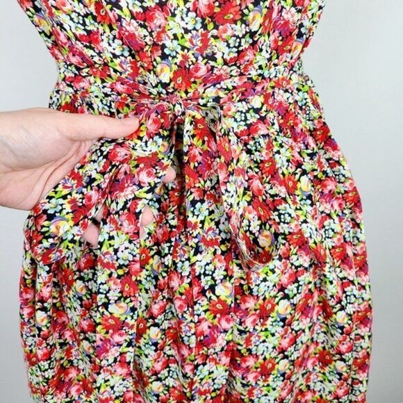 FOREVER 21 Floral Button Front Skater Dress Medium - Picture 9 of 16